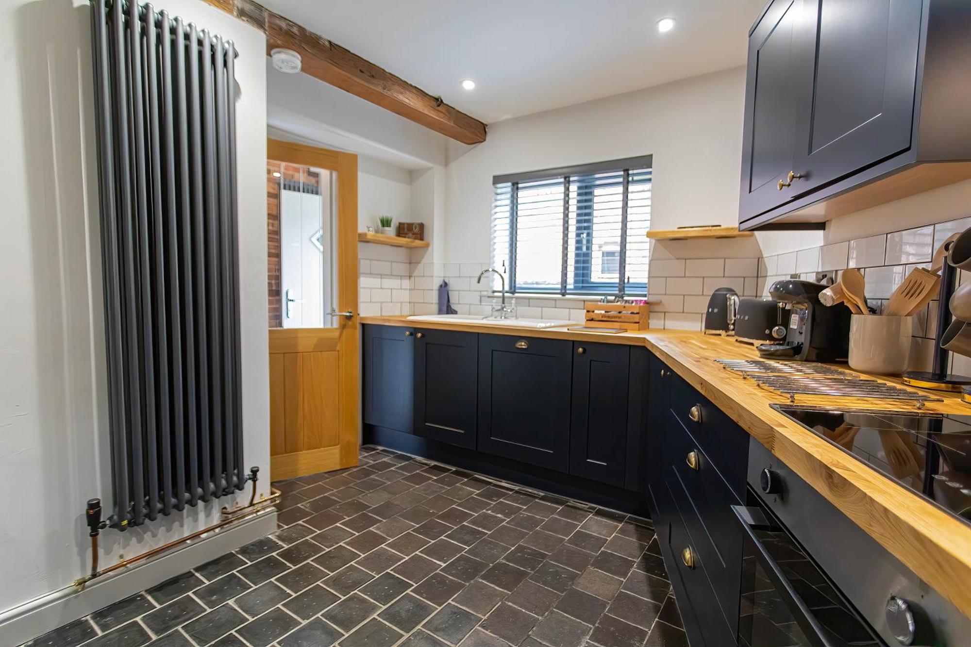 Stunning Ashbourne Town Centre Cottage Near Alton Towers Peak District Derbyshire ภายนอก รูปภาพ